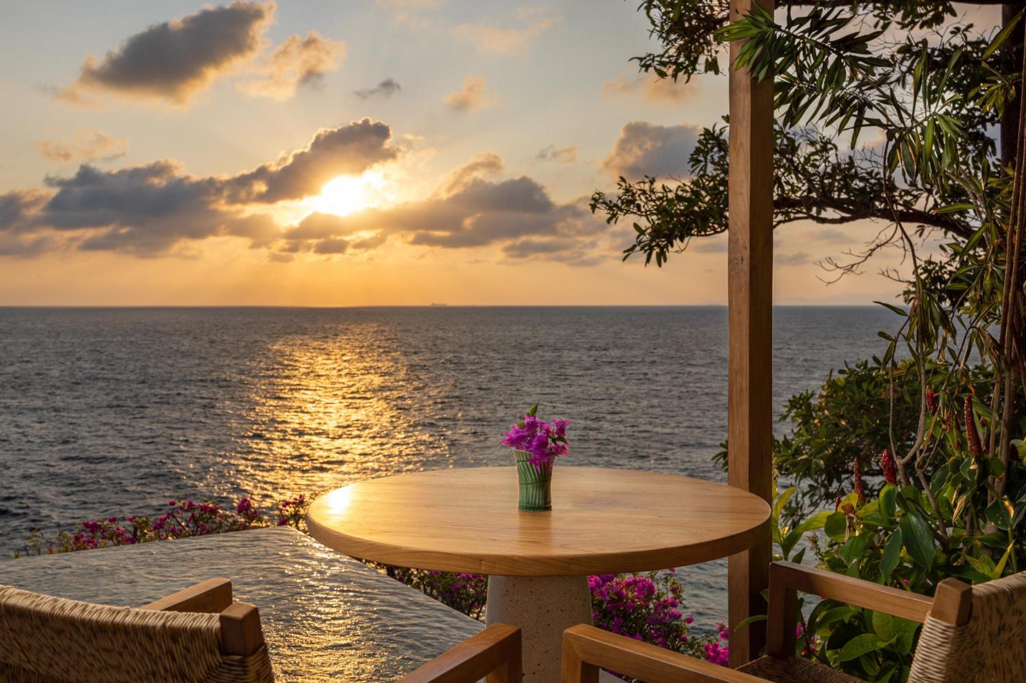 Semaya Beach Resort Tanglad Exterior foto